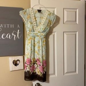 Women’s teeze me size 3 light blue floral dress.